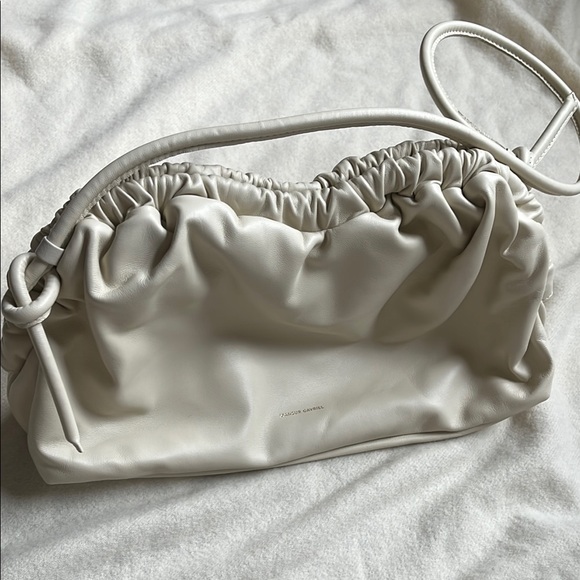 oversize cloud clutch With shoulder handle - Picture 2 of 5